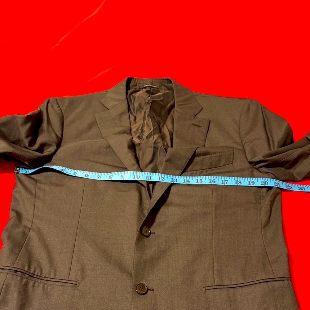 Ermenegildo Zegna Su Misura Brown Chocolate Blazer. Great pre-owned condition.
